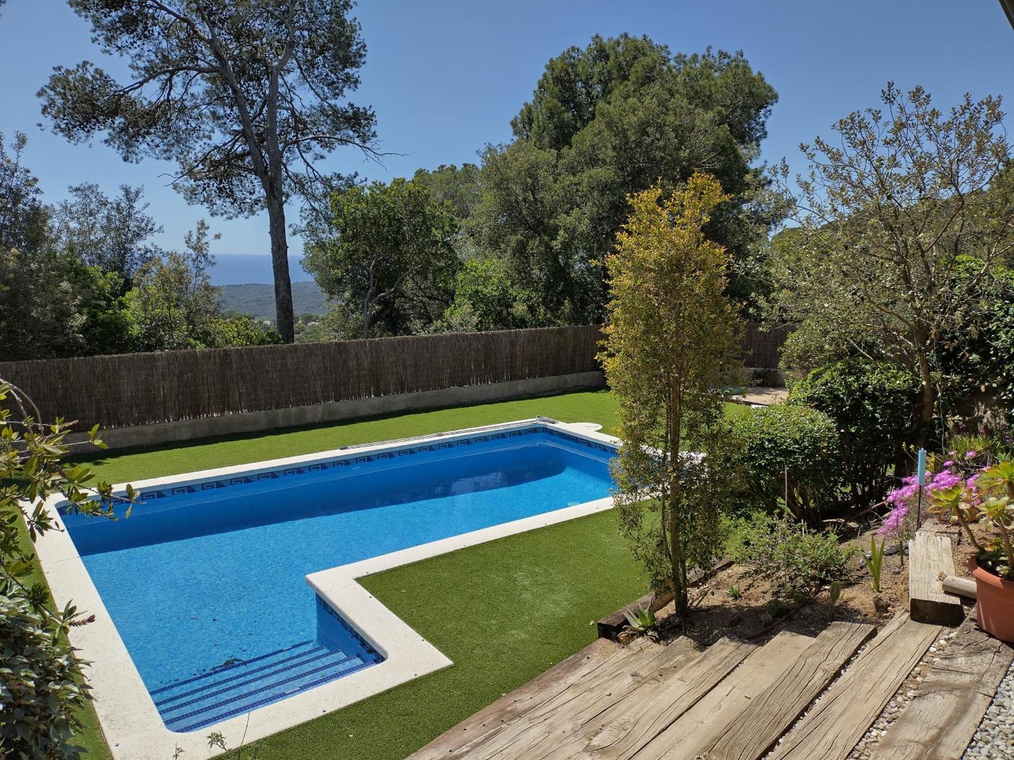Casa Feliz Villa Sant Cebria de Vallalta Exterior photo