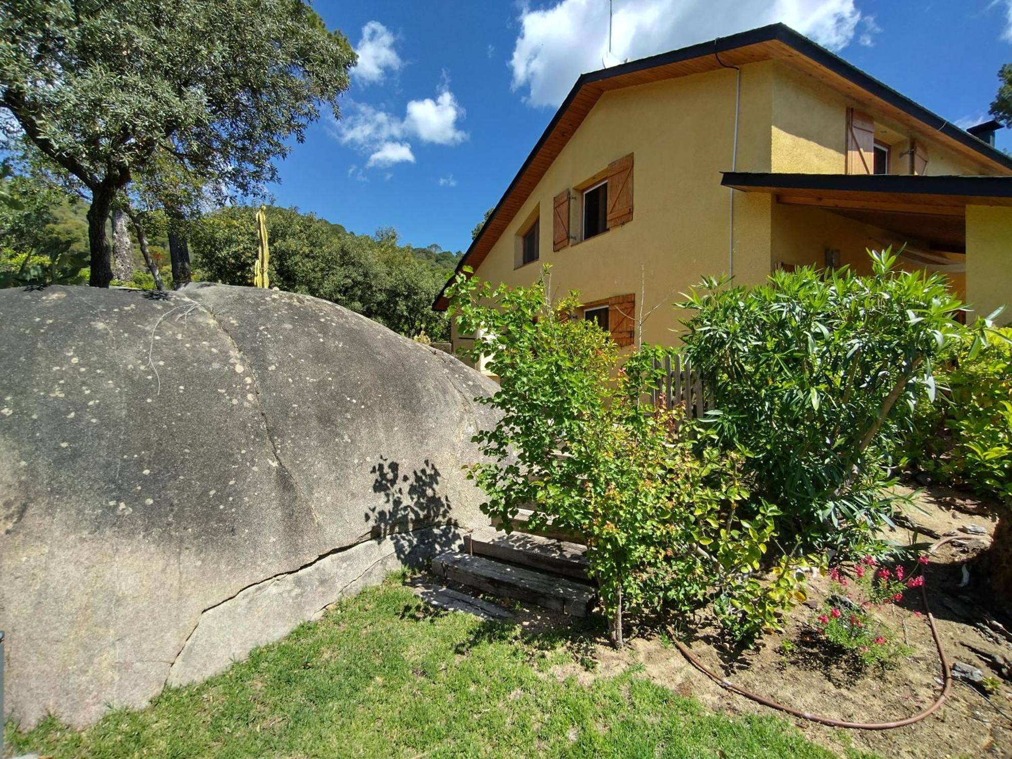 Casa Feliz Villa Sant Cebria de Vallalta Exterior photo