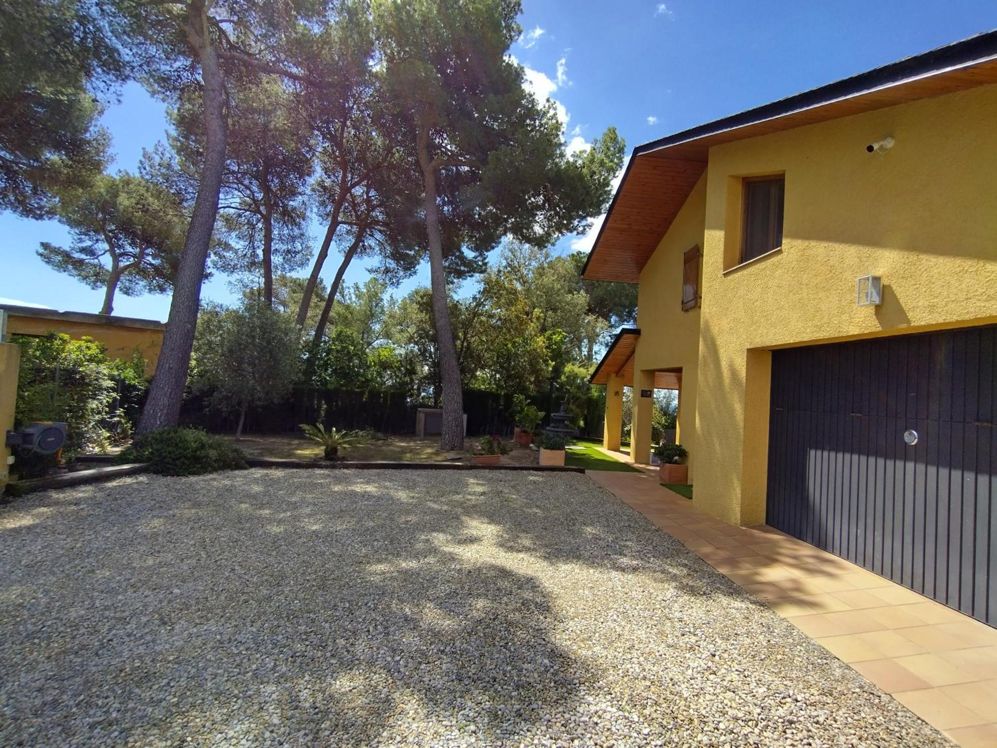 Casa Feliz Villa Sant Cebria de Vallalta Exterior photo